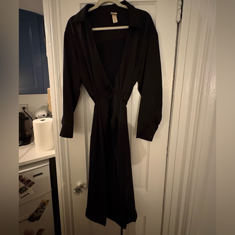 Black Silky Dress with Collar